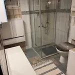 Apartament Moebliertes Haus Mit Garten Im Herzen Von *