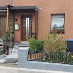 Apartament Moebliertes Haus Mit Garten Im Herzen Von Moers