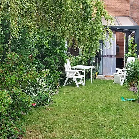 Appartement Moebliertes Haus Mit Garten Im Herzen Von Moers