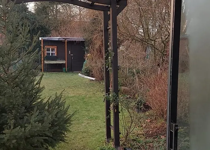 Moebliertes Haus Mit Garten Im Herzen Von