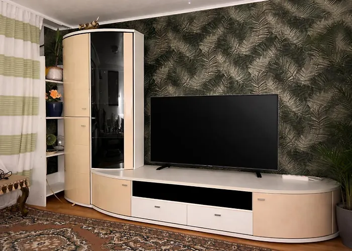 Moebliertes Haus Mit Garten Im Herzen Von * Moers