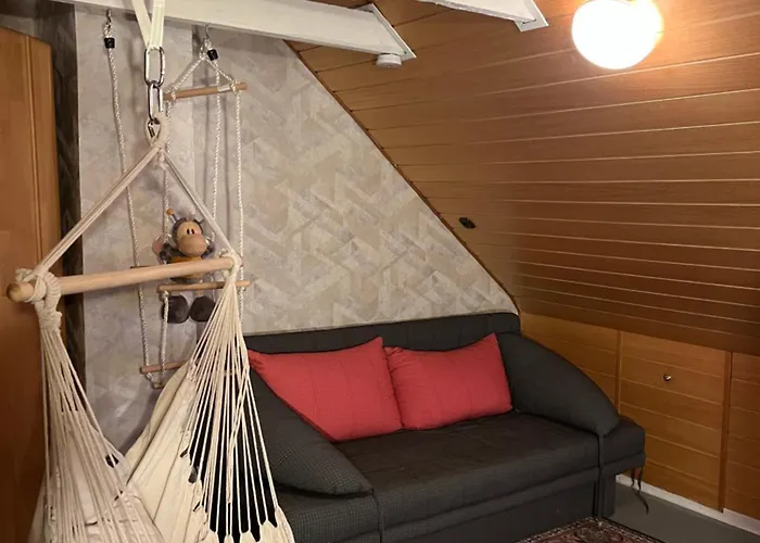 Moebliertes Haus Mit Garten Im Herzen Von * Moers