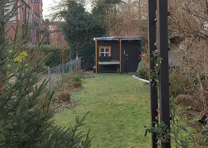 Apartment Moebliertes Haus Mit Garten Im Herzen Von Moers