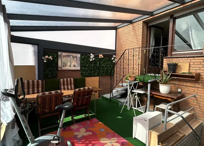 Moebliertes Haus Mit Garten Im Herzen Von Apartamento *